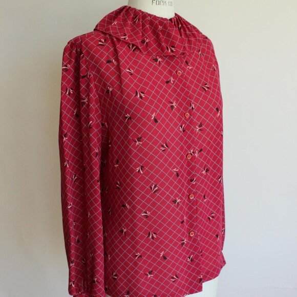 Vintage 1980s Blouse, Koret of California Red Windowpane Check Top with Ruffle - Picture 5 of 10